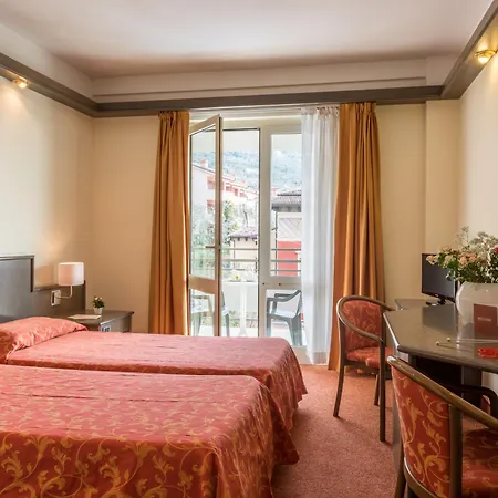 Drago Hotel 3*