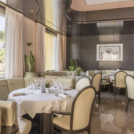 Drago Hotel 3*