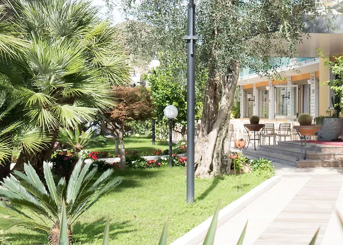 Drago Otel Brenzone sul Garda