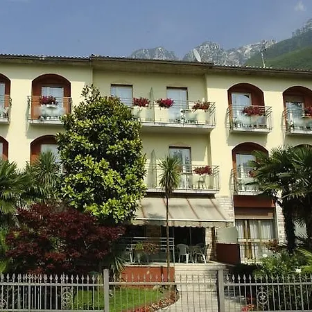 Drago 3* Brenzone