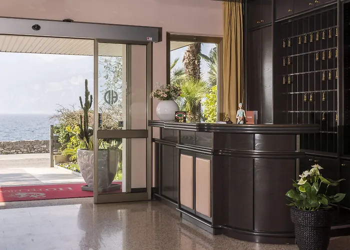 Drago 3* 브렌조네 술 가르다